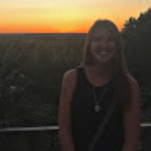 Meet your Posher, Anna